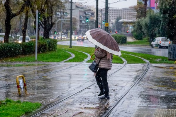 Χειμωνιάτικο σκηνικό με βοριάδες και πτώση της θερμοκρασίας