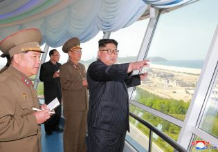 Βόρεια Κορέα: Τουριστικό θέρετρο… αλά Ισπανία – Ξενοδοχεία, βίλες και πισίνες χτίζει ο Κιμ Γιονγκ Ουν