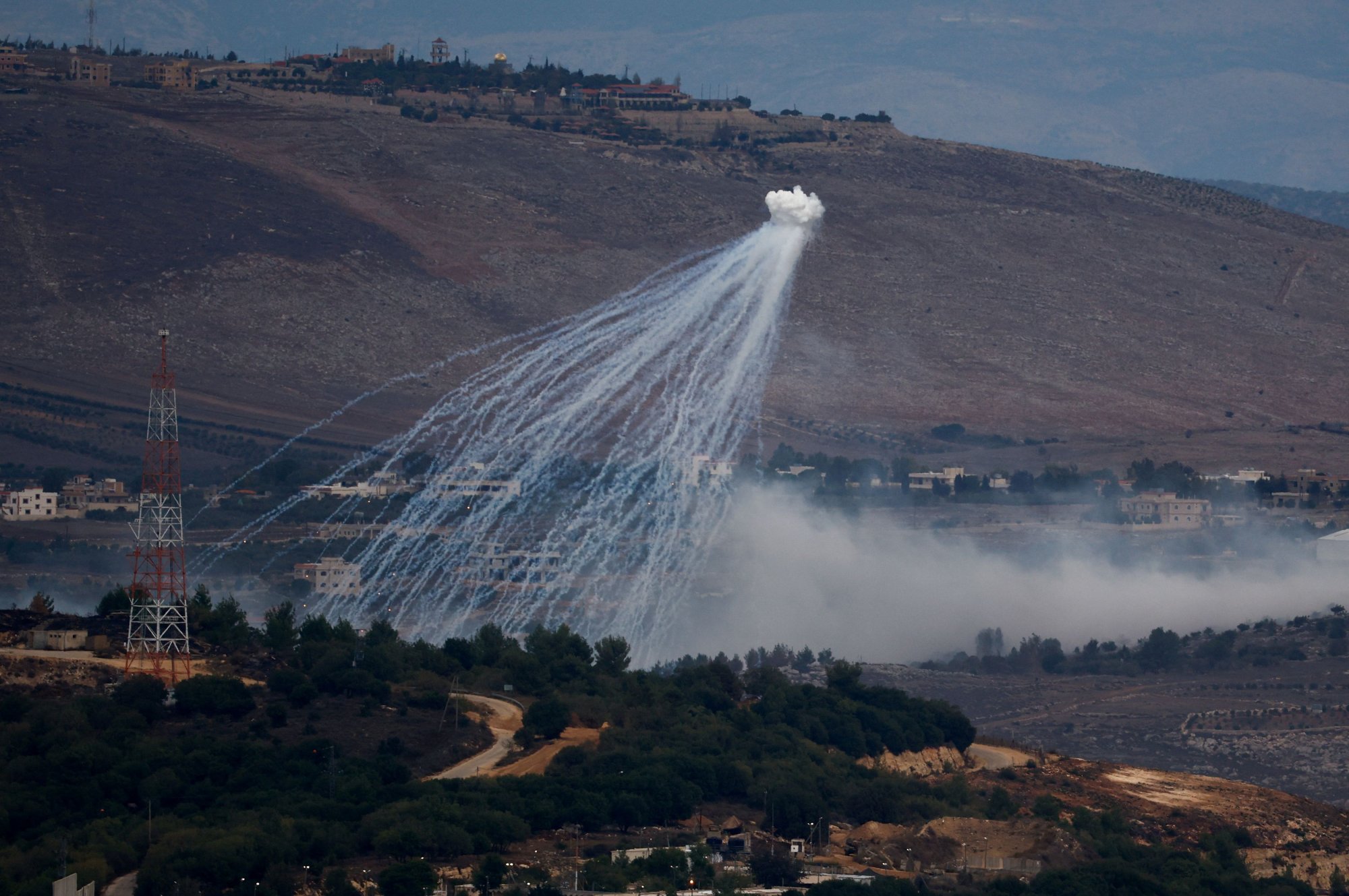 Ισραήλ: «Χρησιμοποίησε λευκό φώσφορο που προμηθεύτηκε από τις ΗΠΑ στον Λίβανο» - Έρευνα της Washington Post