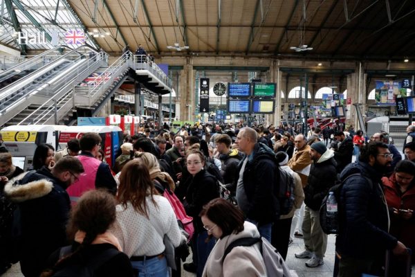 Βρετανία: Η Eurostar ανακοίνωσε την πλήρη αποκατάσταση της κυκλοφορίας των τρένων την Κυριακή