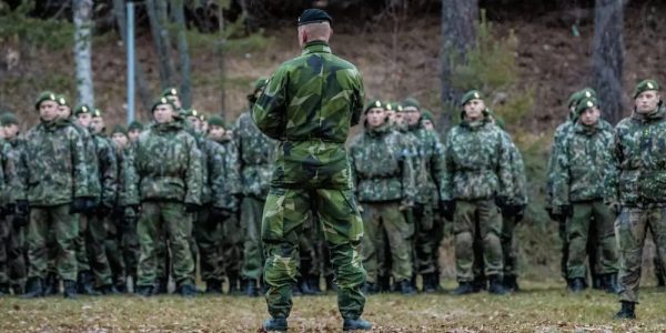 Πώς «αποστρατιωτικοποιήθηκε» η Ευρώπη; – «Γυμνοί» στρατοί και άδεια οπλοστάσια