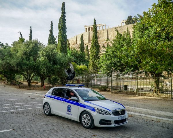 Νέα Σμύρνη: Συνελήφθη ο αδελφός του 16χρονου – Ομολόγησε ότι τον μαχαίρωσε μετά από καβγά