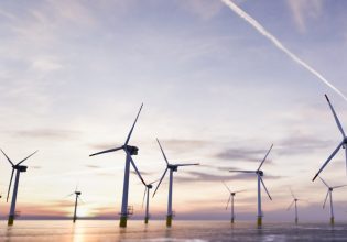 «Πράσινοι» μπελάδες στη Δανία: Η μετάβαση της χώρας στην καθαρή ενέργεια διχάζει