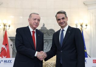 Διατηρεί επιφυλάξεις και ζητεί ενημέρωση ο ΣΥΡΙΖΑ για την επίσκεψη Ερντογάν