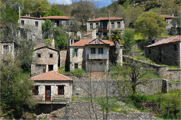 Βίνιανη Αγράφων: Στρατηγικό σχέδιο του ΕΜΠ για την αναβίωση του ιστορικού οικισμού