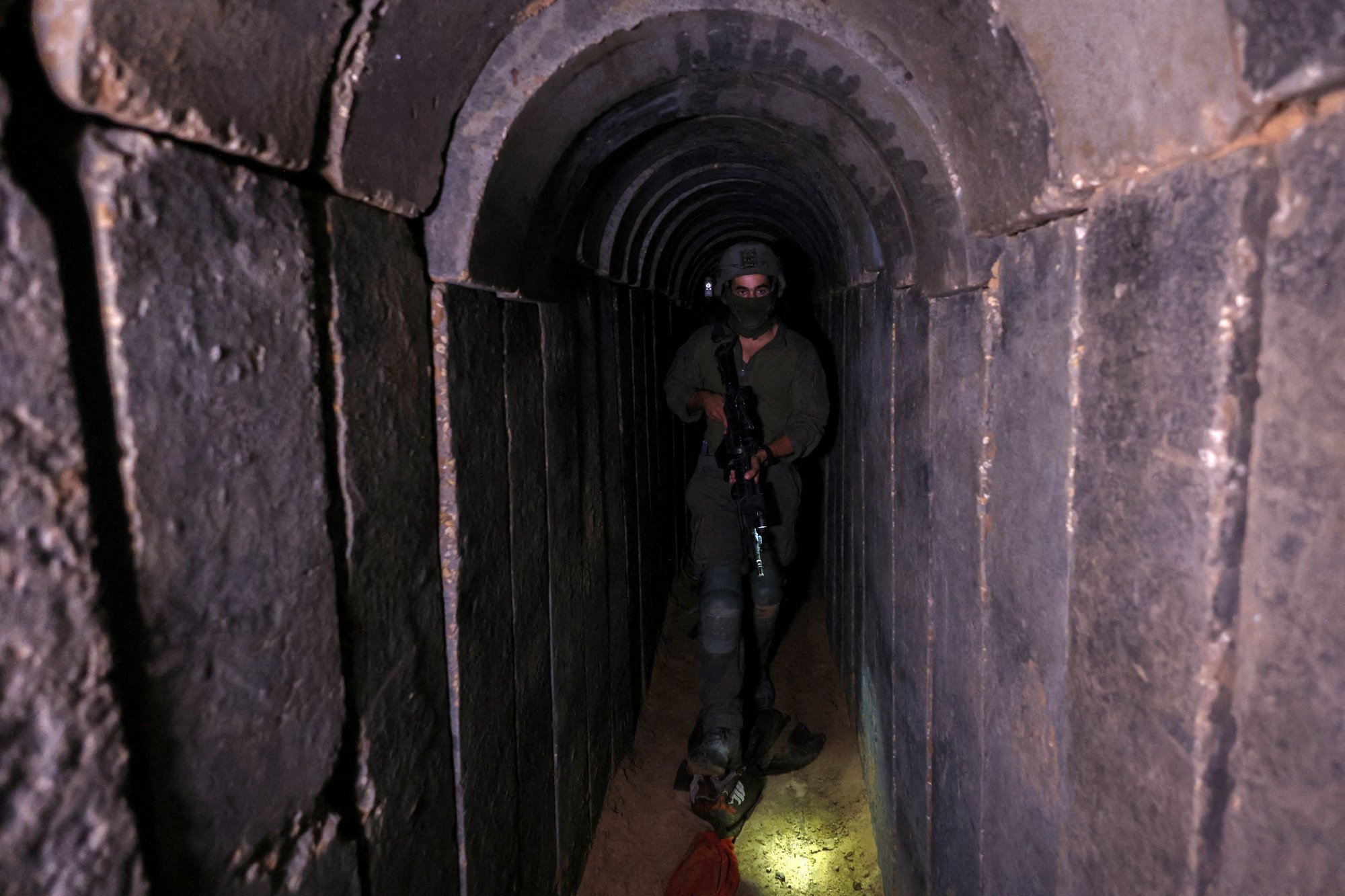 Σε εφαρμογή το σχέδιο του Ισράηλ - Γεμίζει τα τούνελ της Χαμάς με θαλασσινό νερό