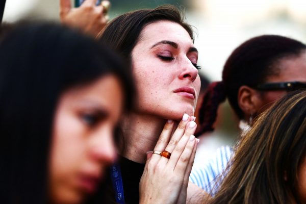 Ανεμπόδιστη διαδήλωση σε χώρα που… απαγορεύονται οι διαμαρτυρίες δια ροπάλου