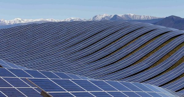 Φωτοβολταϊκά: Έσπασε τα κοντέρ το 2023 το net metering [γράφημα]