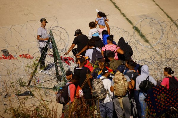 ΗΠΑ: Αντιπροσωπεία μεταβαίνει στο Μεξικό για να συζητήσει τις αυξημένες ροές των μεταναστών