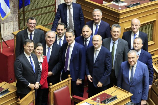 «Βόμβα» για ιδιωτικά πανεπιστήμια, ανέξοδες διαπιστώσεις για ακρίβεια και κρίσιμα αναπάντητα ερωτήματα