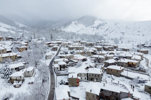 Πώς θα εξελιχθεί η κακοκαιρία – Τα νεότερα δεδομένα, πότε αναμένεται έντονη χιονόπτωση στην Αττική [χάρτες]