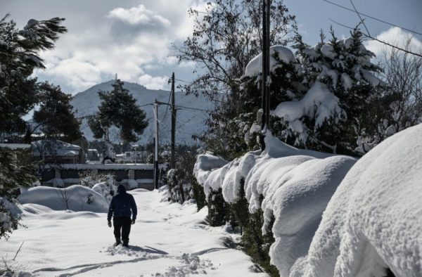 Καιρός: Έρχονται χιόνια το Σαββατοκύριακο – Ποιες περιοχές θα «παγώσουν»;