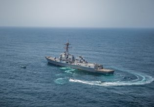 Ερυθρά Θάλασσα: Δυο Αμερικανοί πεζοναύτες αγνοούνται ενώ έψαχναν σε πλοίο για όπλα με προορισμό τους Χούθι