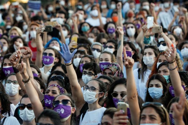 Τουρκία: Πάνω από 300 γυναίκες δολοφονήθηκαν για τρίτη συνεχή χρόνια – Αυξάνονται συνεχώς οι γυναικοκτονίες