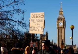 Μ.Βρετανία: Εξαήμερη απεργία των ειδικευόμενων γιατρών από αύριο στην Αγγλία