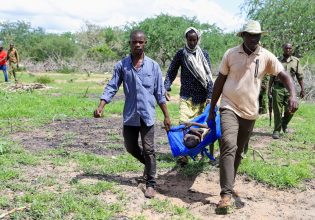Κένυα: Για 238 ανθρωποκτονίες κατηγορείται ο πάστορας που έβαλε πιστούς να νηστέψουν μέχρι θανάτου