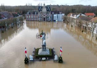 Γαλλία: Στο έλεος κακοκαιρίας η χώρα – Σαρωτικές πλημμύρες στον βορρά – Έκτακτα μέτρα από την κυβέρνηση
