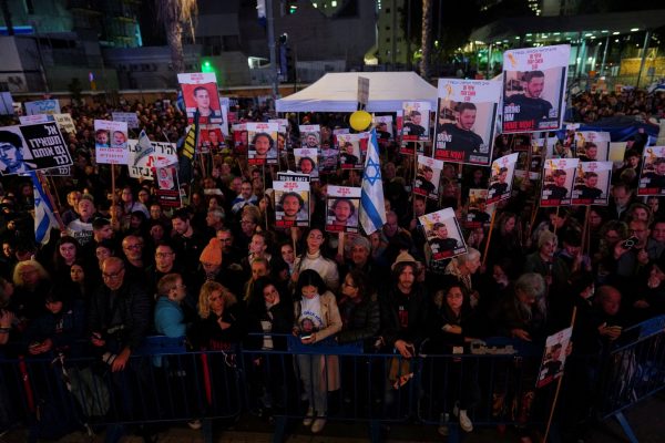 Live: 100 μέρες πολέμου στη Γάζα: Ξεχειλίζει η οργή στο Ισραήλ – Χιλιάδες ζητούν παραίτηση Νετανιάχου