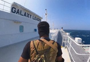Χούθι: Πώς τα πλοία προσπαθούν να τους ξεγελάσουν – Το «τέχνασμα» με τα σήματα