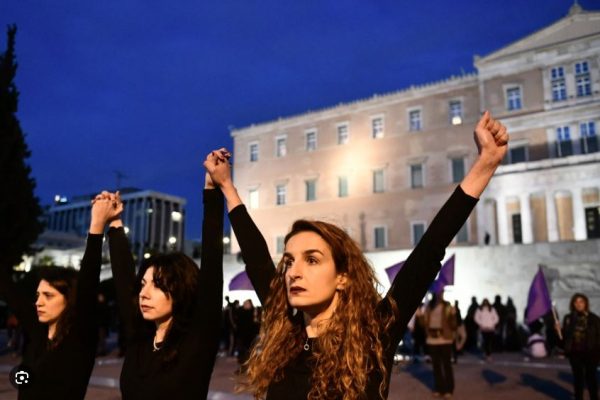 Ευρωκοινοβούλιο: Απειλούνται οι ελευθερίες, η ισότητα και η αξιοπρέπεια – Το ψήφισμα