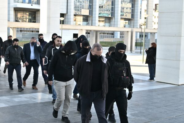 Λύτρας για τη 12χρονη στα Σεπόλια: «Χρειάζεται ψυχολογική υποστήριξη, ζητά να σποφυλακιστεί η μητέρα της»