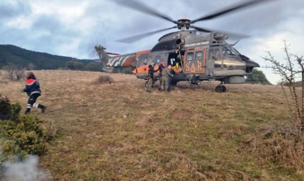 Λάρισα: Ακρωτηρίασαν 38χρονο κυνηγό που έπεσε σε χαράδρα κι αυτοτραυματίστηκε με το όπλο του