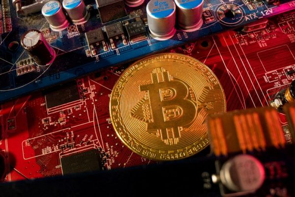 Χάος στην αγορά crypto από χακαρισμένο μήνυμα στο Χ