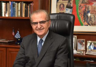 Διαψεύδει ο εκδότης του «Εθνικού Κήρυκα» τα περί πρότασης υπουργοποίησης Μητσοτάκη στον Κασσελάκη