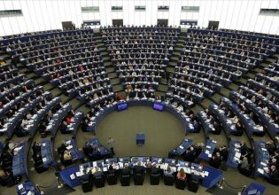 Ευρωκοινοβούλιο: Σφοδρά πυρά κατά της κυβέρνησης Μητσοτάκη για το κράτος δικαίου στην Ελλάδα