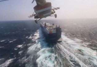 Ερυθρά Θάλασσα: Πώς διαχειρίζονται την κρίση με τους Χούθι 16 ναυτιλιακοί κολοσσοί