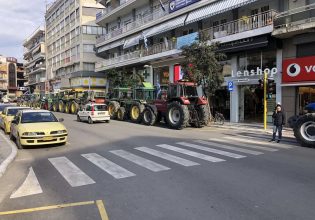 Κινητοποιήσεις: Επί ποδός οι αγρότες – «Μπλόκα» και τρακτέρ σε πλατείες και πόλεις