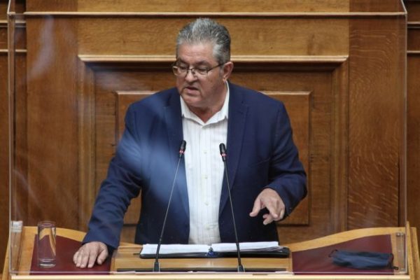 Κουτσούμπας: Να αποσυρθούν το άθλιο νομοσχέδιο και η τροπολογία για την επιστολική ψήφο