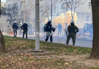 Θεσσαλονίκη: Επεισόδια με μολότοφ έξω από το ΑΠΘ μετά το φοιτητικό συλλαλητήριο