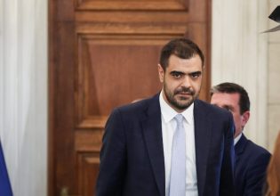 Ομόφυλα ζευγάρια: Η «μπάλα στην εξέδρα» από Μαρινάκη για υφυπουργούς