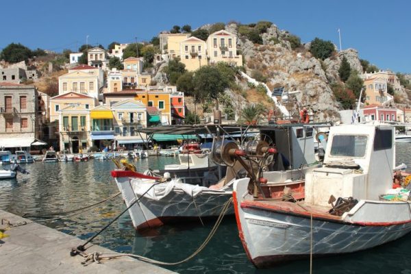 Στροφή ξένων επενδυτών στις εξοχικές κατοικίες – Σε ποιες νέες περιοχές στοχεύουν