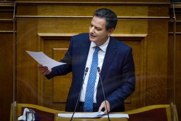 Θεόδωρος Σκυλακάκης: Η δυνατότητα αλλαγής τιμολογίου ρεύματος υπάρχει ανά πάσα στιγμή