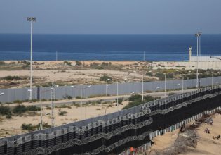 WSJ: Η Αίγυπτος χτίζει τείχος υπό τον φόβο μαζικής εισροής παλαιστίνιων προσφύγων