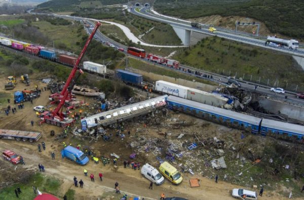 Τέμπη: Βρέθηκαν «εκρηκτικές ύλες» στα αντικείμενα των νεκρών – Αποκάλυψη «σοκ» για το πολύνεκρο δυστύχημα