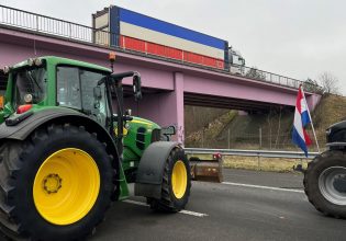 Bέλγιο: Οι αγρότες μπλοκάρουν κέντρα διανομής και σούπερ μάρκετ