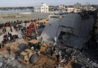 Live: «Σκληρό» μήνυμα του Διεθνές Δικαστηρίου για τη Ράφα – «Μυστική» συνάντηση Χέρτσογκ με τον αλ Θάνι