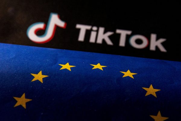 TikTok:  Έρευνα της Κομισιόν για τους «εθιστικούς» αλγορίθμους της πλατφόρμας