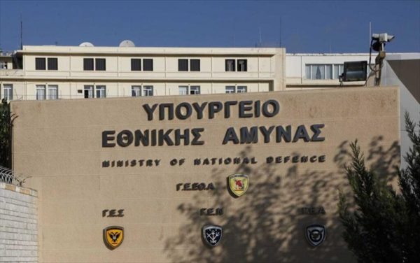 Διαψεύδεται η ενσωμάτωση των στρατιωτικών νοσοκομείων στο ΕΣΥ