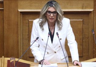 Βουλή: Το είπε και θα το κάνει η Άννα Καραμανλή – Καταψηφίζει το ν/σ για τα ομόφυλα ζευγάρια