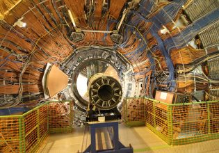 CERN: O νέος επιταχυντής του αναμένεται να ξεκλειδώσει τα μυστικά του σύμπαντος