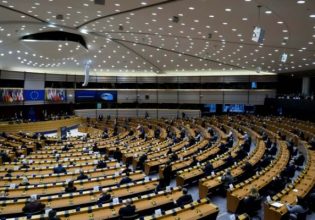 Η διάβρωση των ευρωπαϊκών αξιών υπονομεύει την ΕΕ – Στο μικροσκόπιο του Ευρωκοινοβουλίου η Ελλάδα