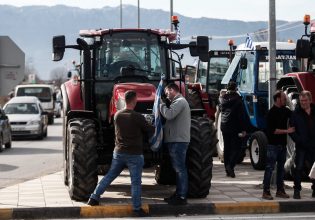 Αγρότες: «Απευχόμαστε μεταξύ μας σύγκρουση» – Τι λένε οι αστυνομικοί για τα μπλόκα