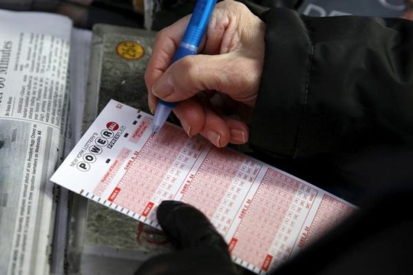 Νόμιζε ότι κέρδισε μυθικό ποσό στο Powerball αλλά… προσγειώθηκε απότομα