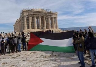 Ρουβίκωνας: Παρέμβαση υπέρ Παλαιστινίων στην Ακρόπολη και το Μνημείο του Αγνώστου Στρατιώτη