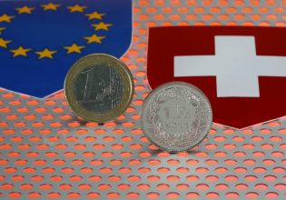 Ελβετικό φράγκο: Πού βρίσκεται η υπόθεση των αποζημιώσεων – Οι 3 επιλογές για τους δανειολήπτες