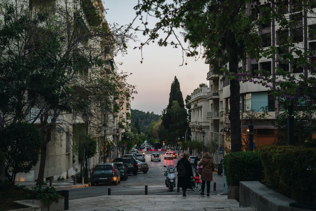 Οι ηλικιωμένοι βρίσκουν λύση στο πρόβλημα της στεγαστικής κρίσης μέσω των «Κοινοτήτων Συμβίωσης»